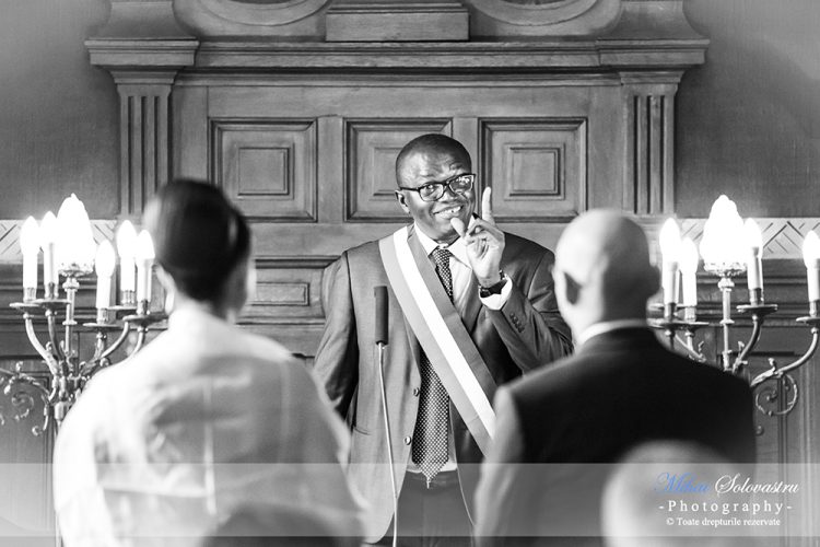 mayor-of-arrondissement-paris